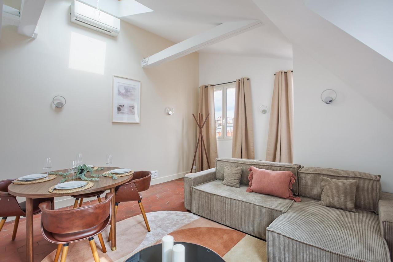 Apartement Montaigne George V By Studio Prestige Paryż Zewnętrze zdjęcie