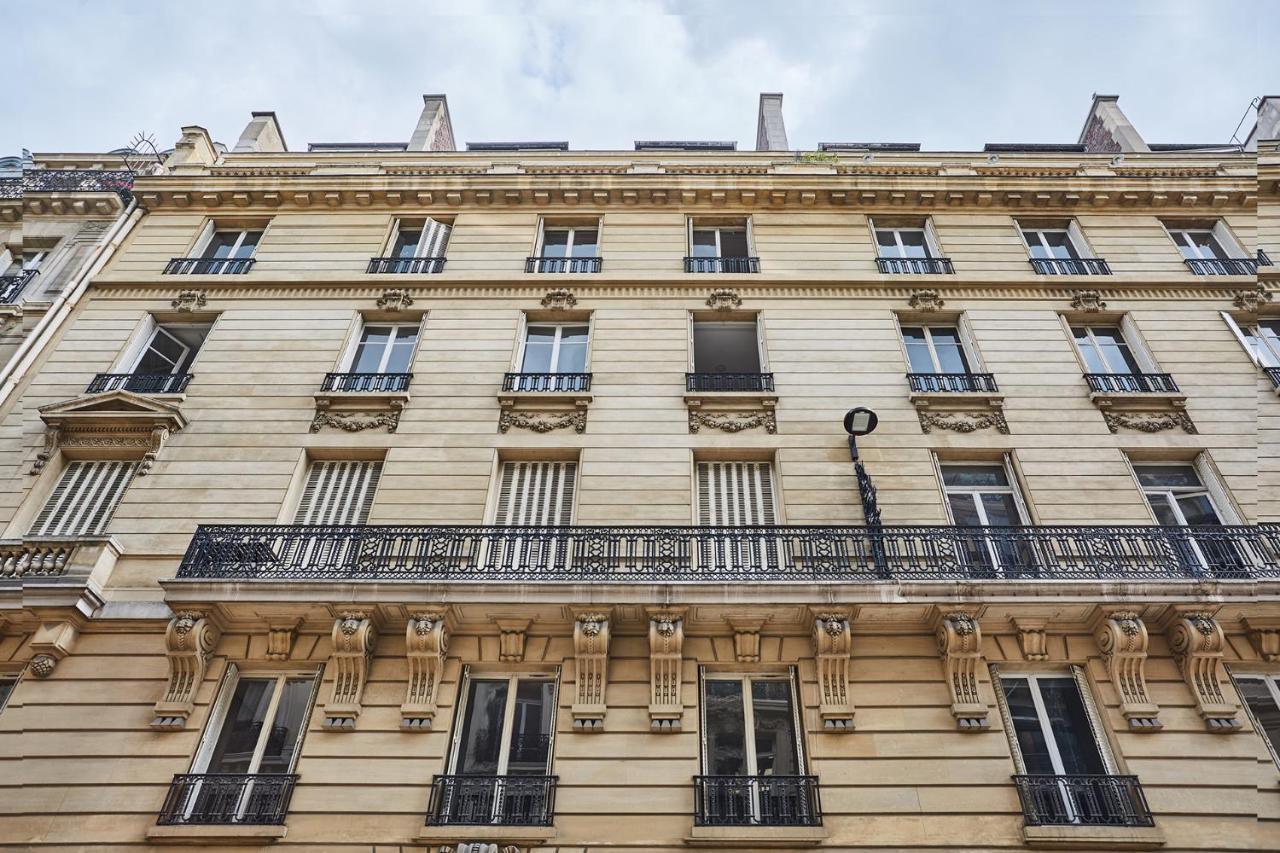 Apartement Montaigne George V By Studio Prestige Paryż Zewnętrze zdjęcie