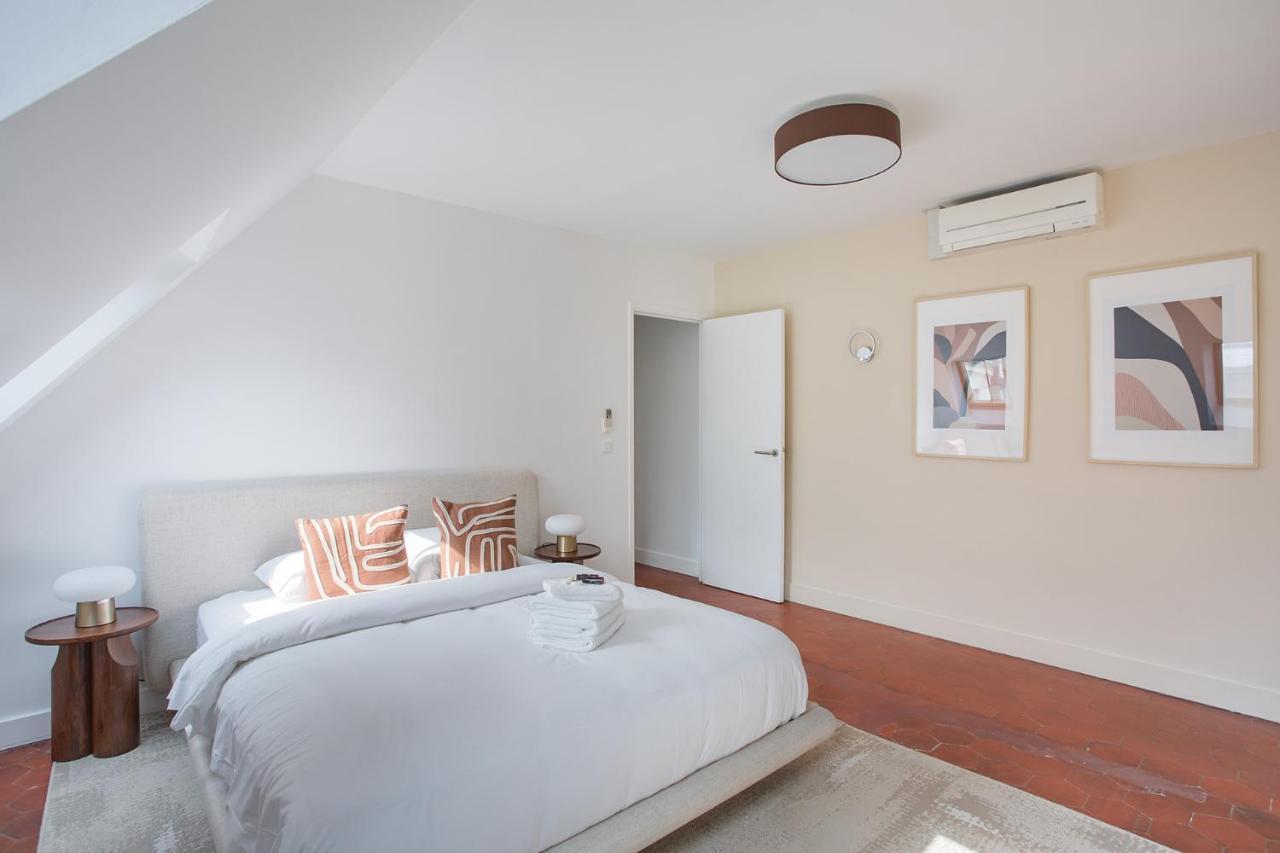 Apartement Montaigne George V By Studio Prestige Paryż Zewnętrze zdjęcie